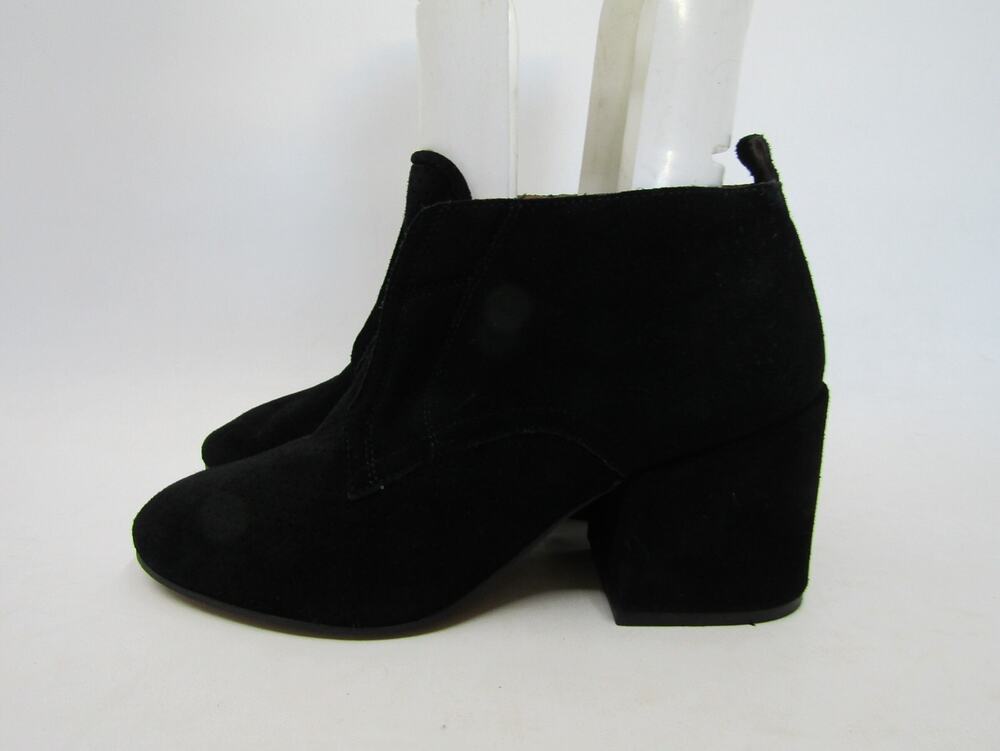 Franco Sarto Womens Size 7.5 M Black Suede Ankle Fashion Boots Bootie